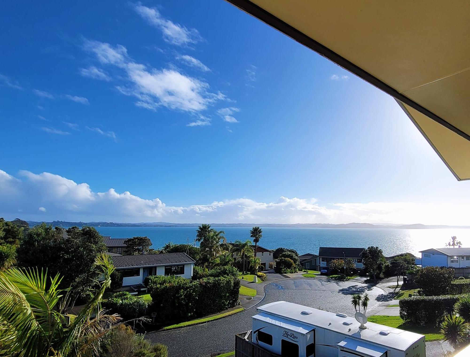 Sea View 5 Bedroom Holiday House Whangaparaoa Extérieur photo