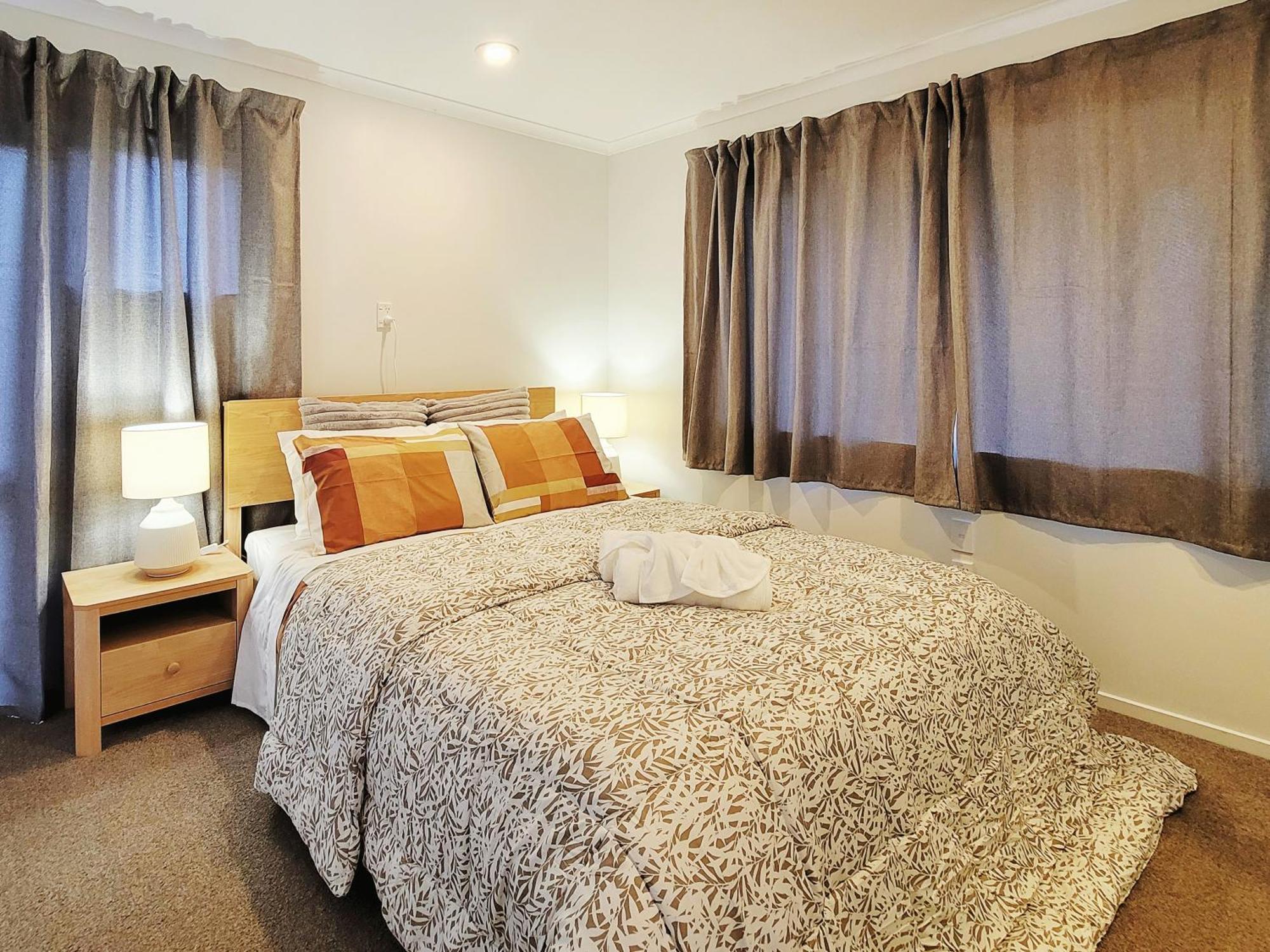 Sea View 5 Bedroom Holiday House Whangaparaoa Extérieur photo