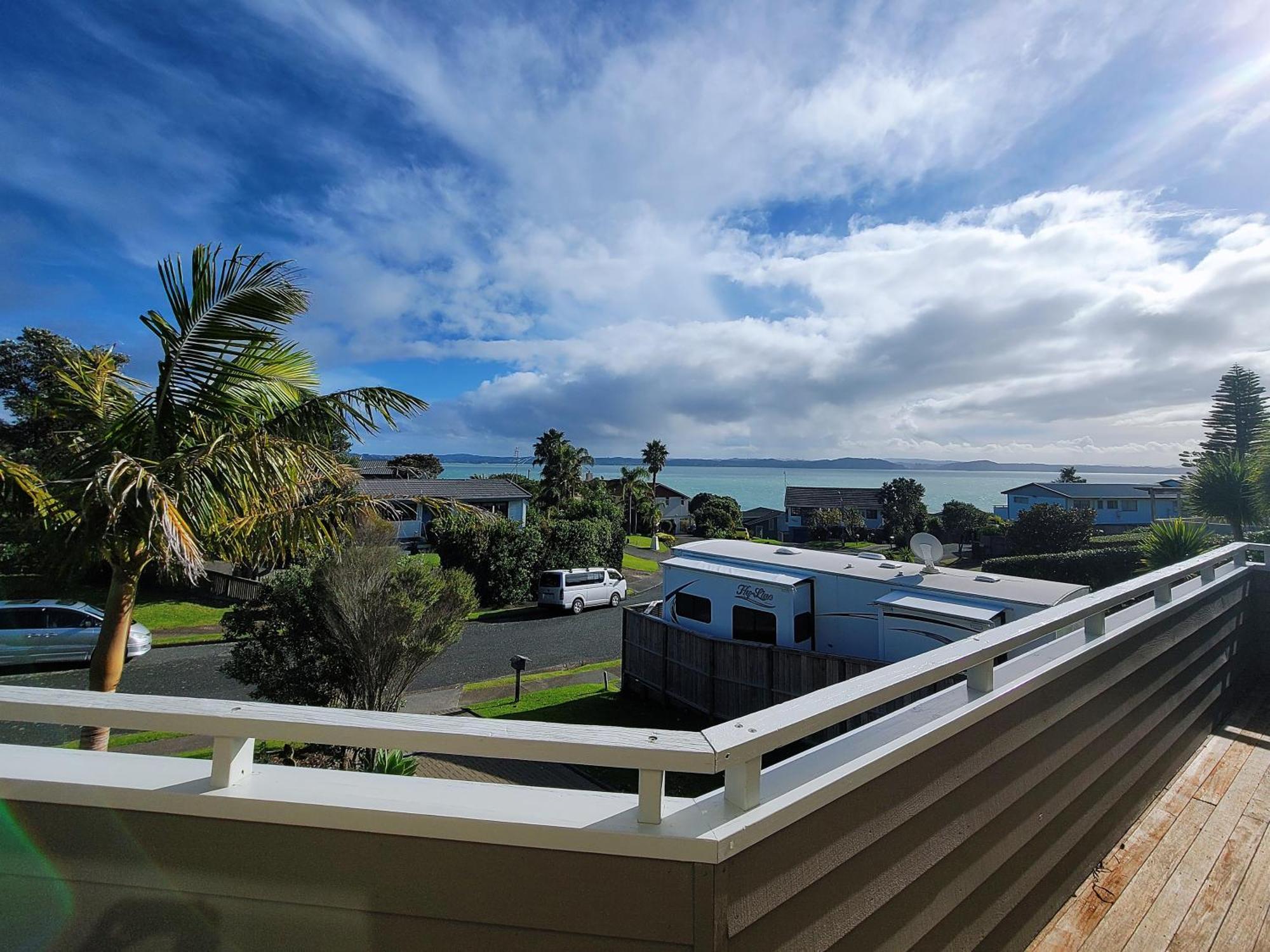 Sea View 5 Bedroom Holiday House Whangaparaoa Extérieur photo